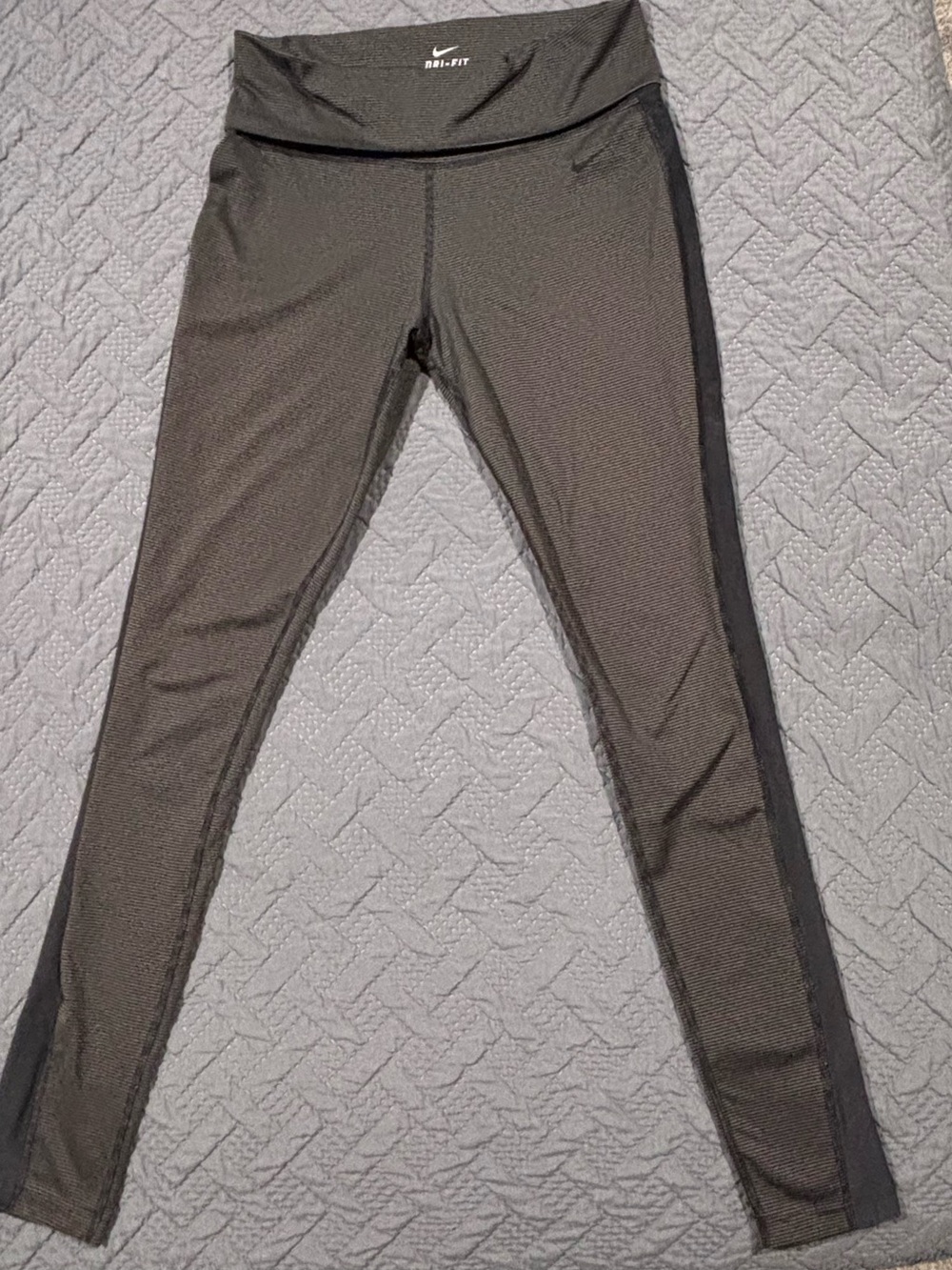 Nike Olive & Black Striped Foldover Dri-FIT Side-Panel Leggings